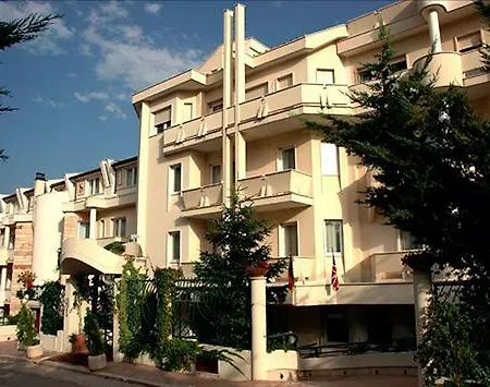 Eden 4*